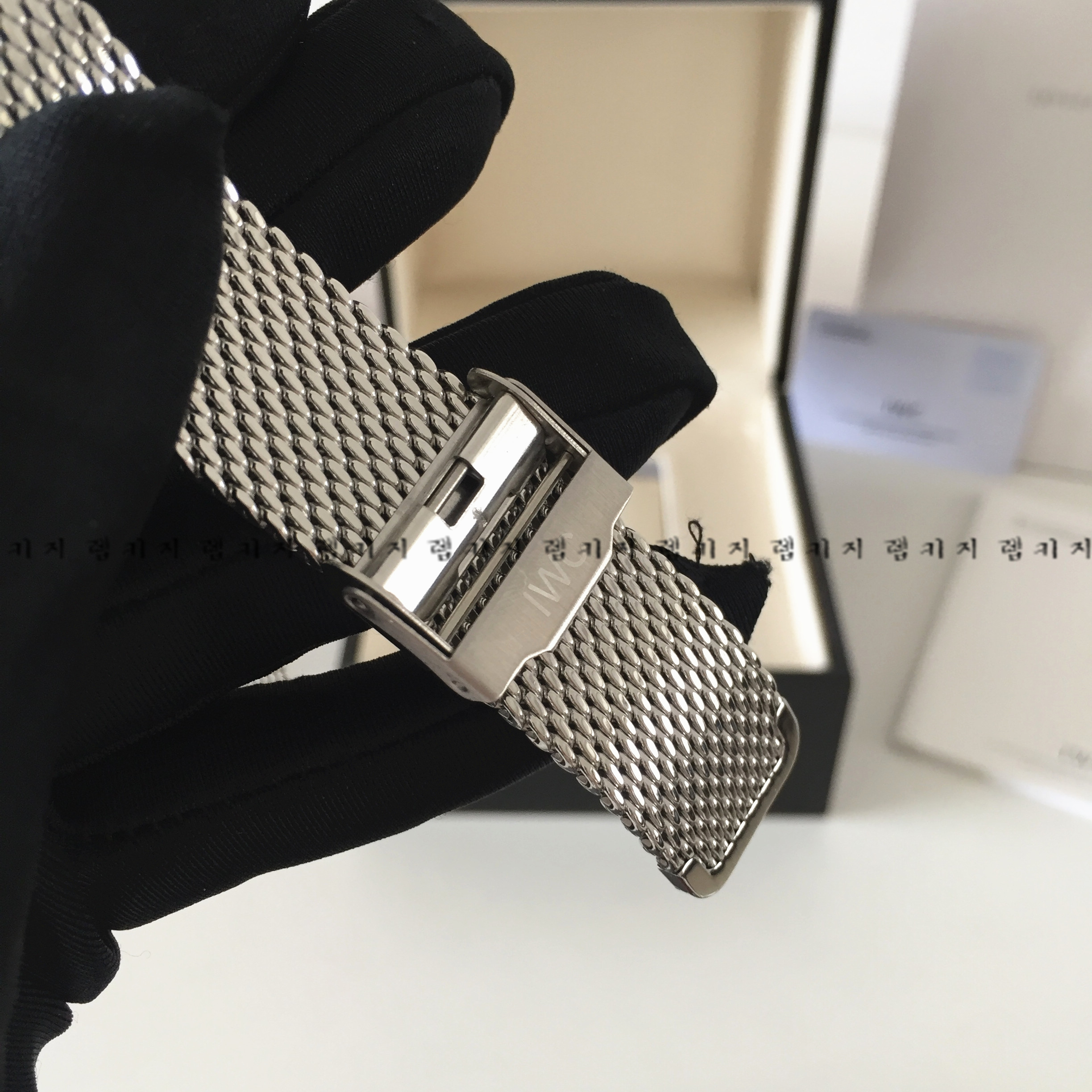 IWC 포르토피노 화이트 메쉬 메탈시계